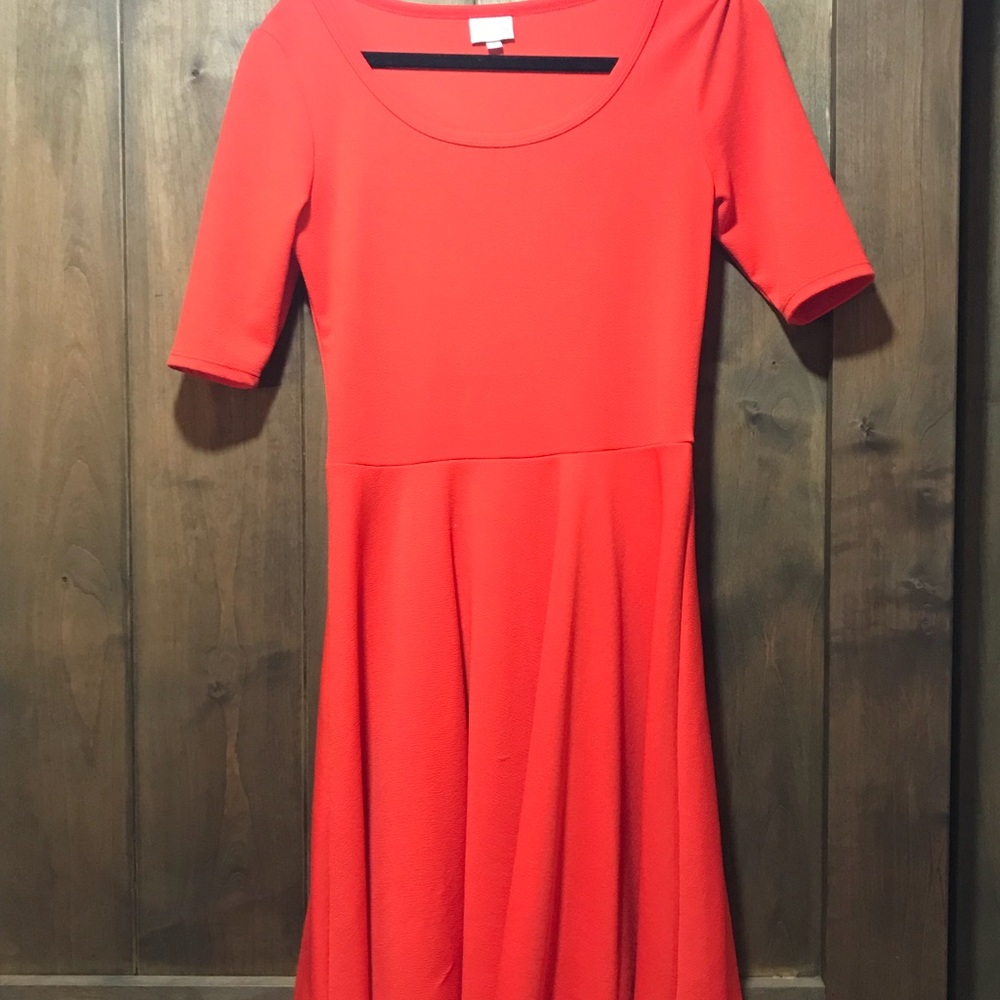 LuLaRoe Nicole Dress